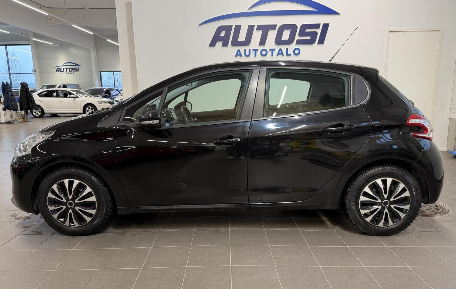 Peugeot 208 vaihtoauto