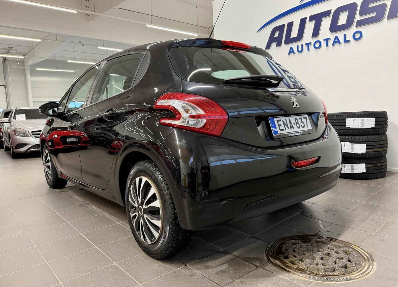 Peugeot 208 vaihtoauto