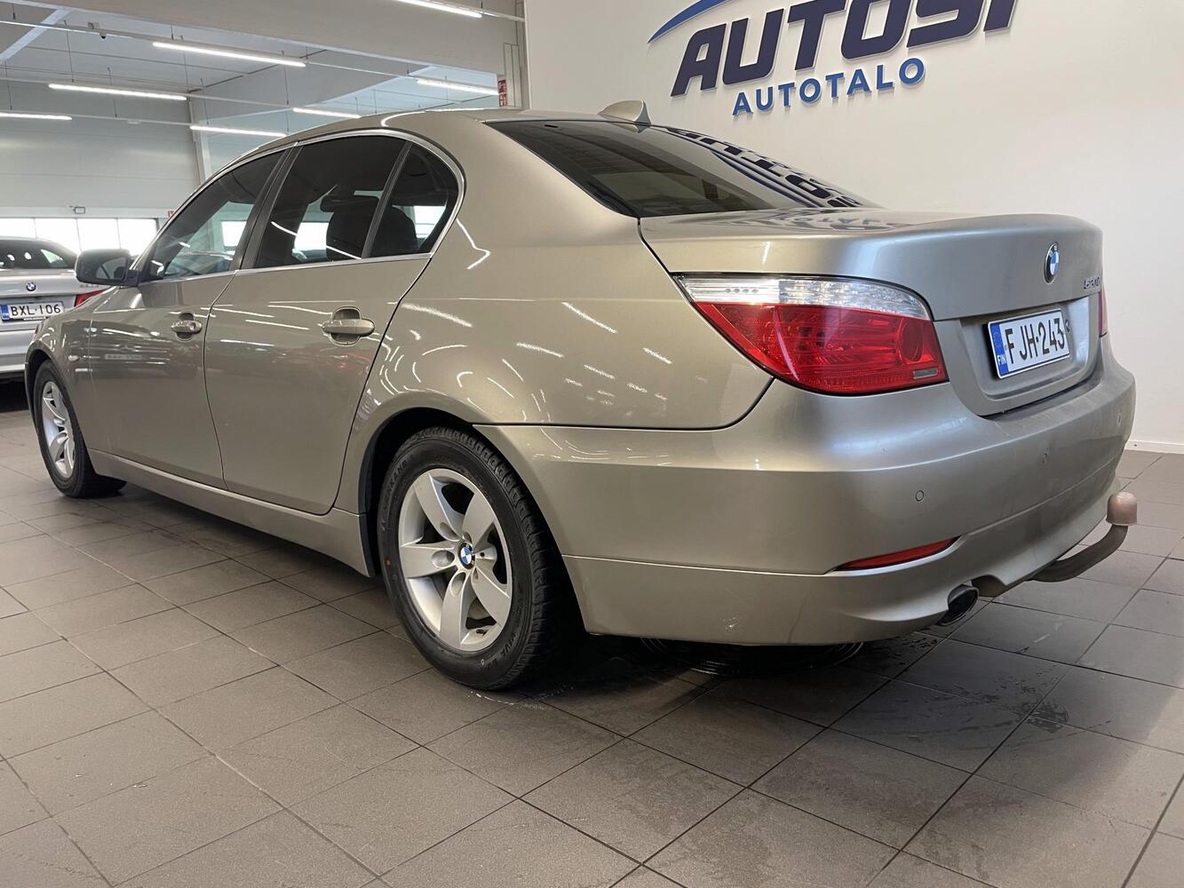 BMW 520 vaihtoauto