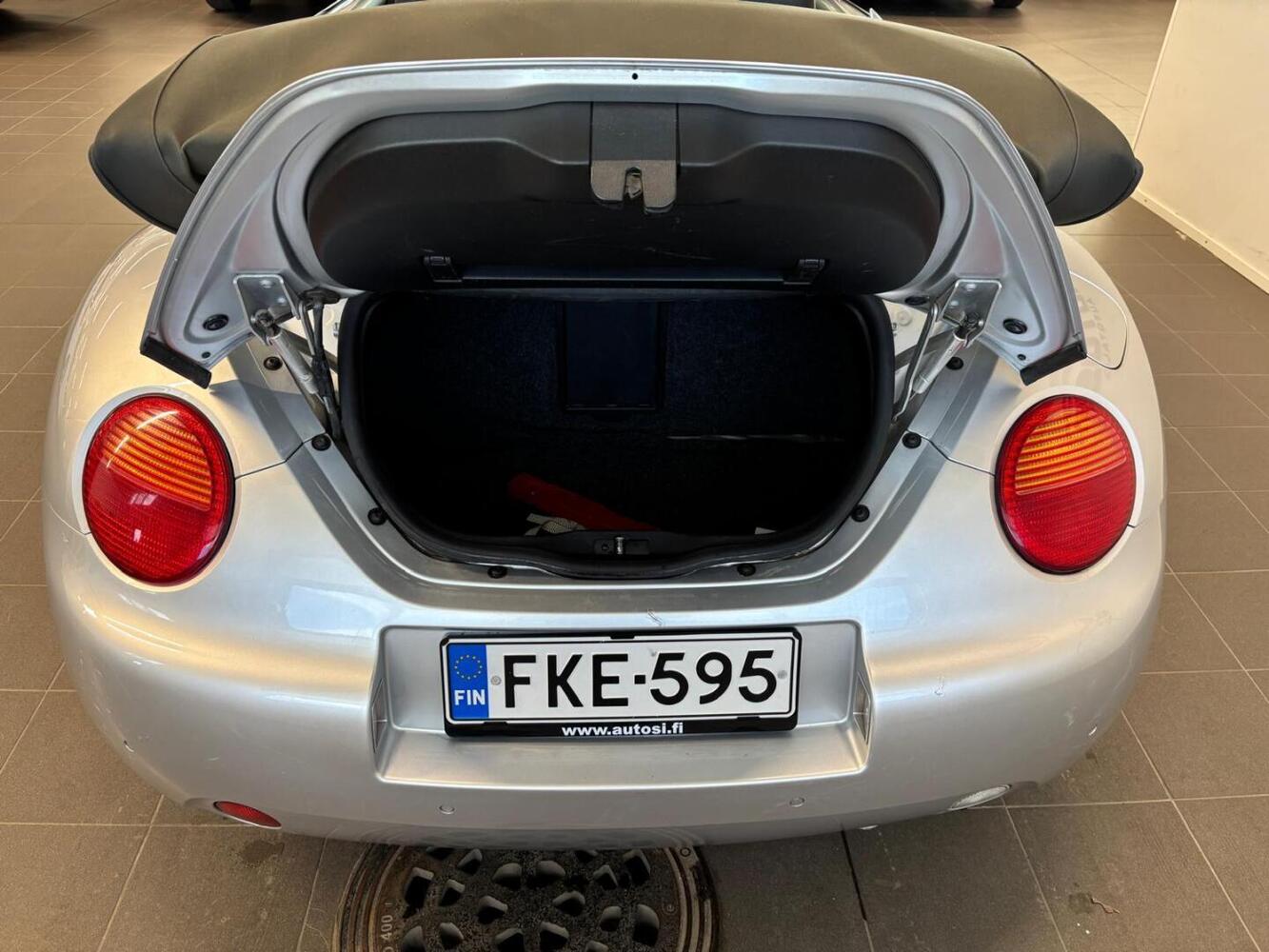 Volkswagen New Beetle vaihtoauto