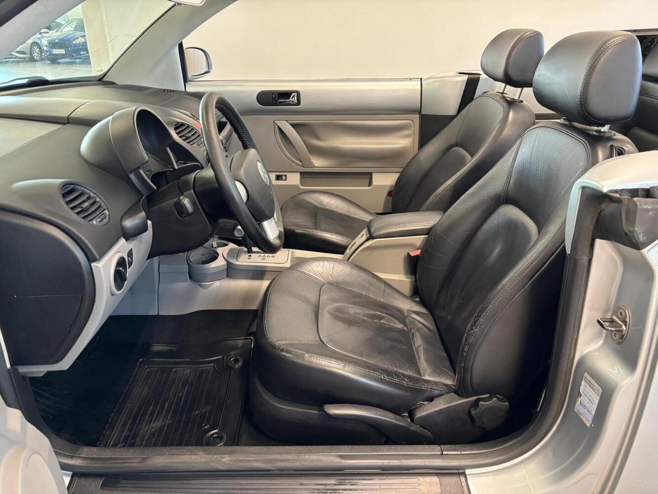 Volkswagen New Beetle vaihtoauto