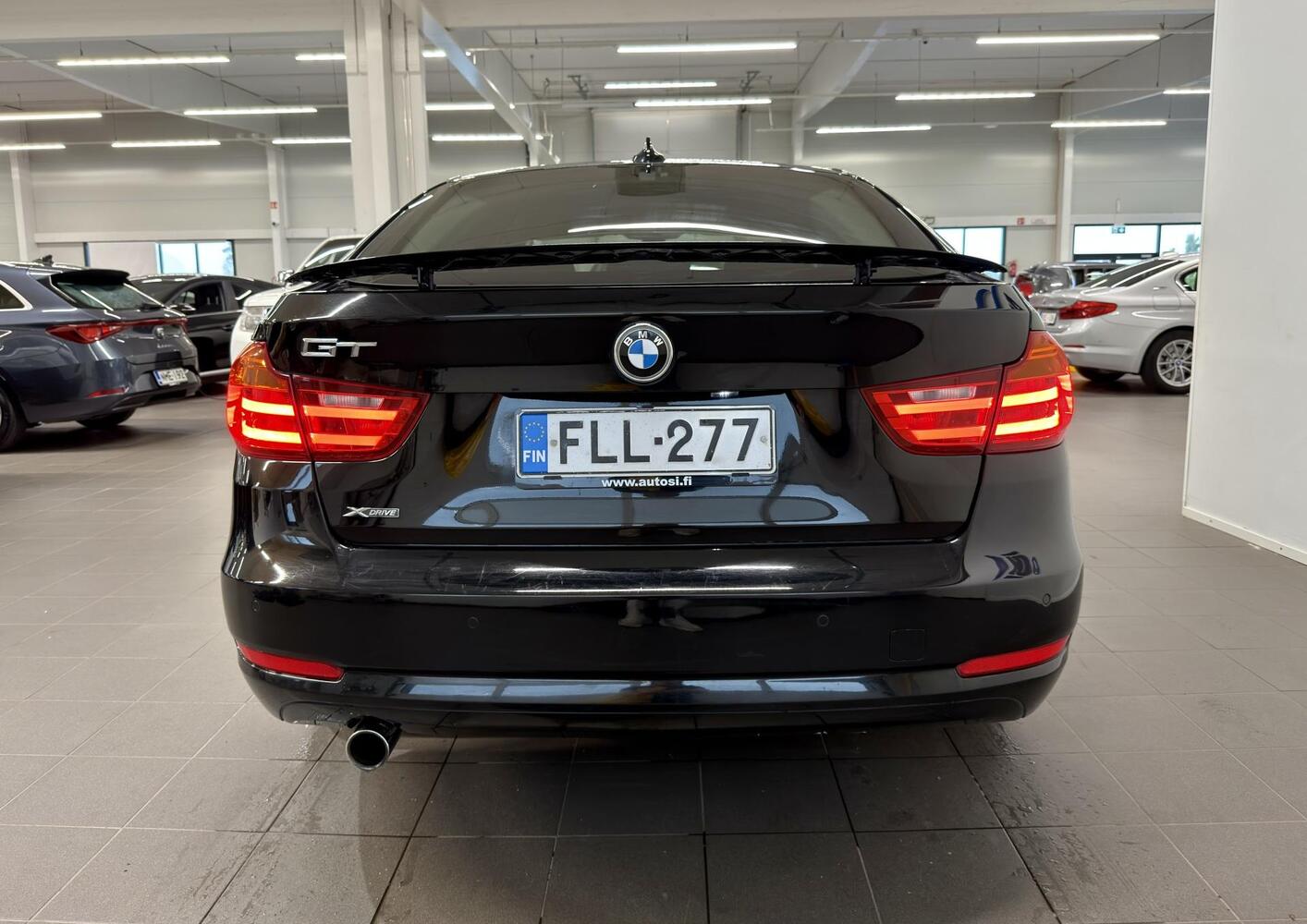 BMW 320 vaihtoauto
