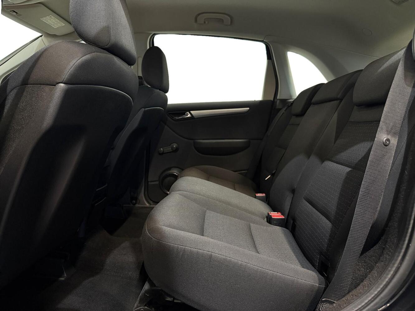 Mercedes-Benz B vaihtoauto