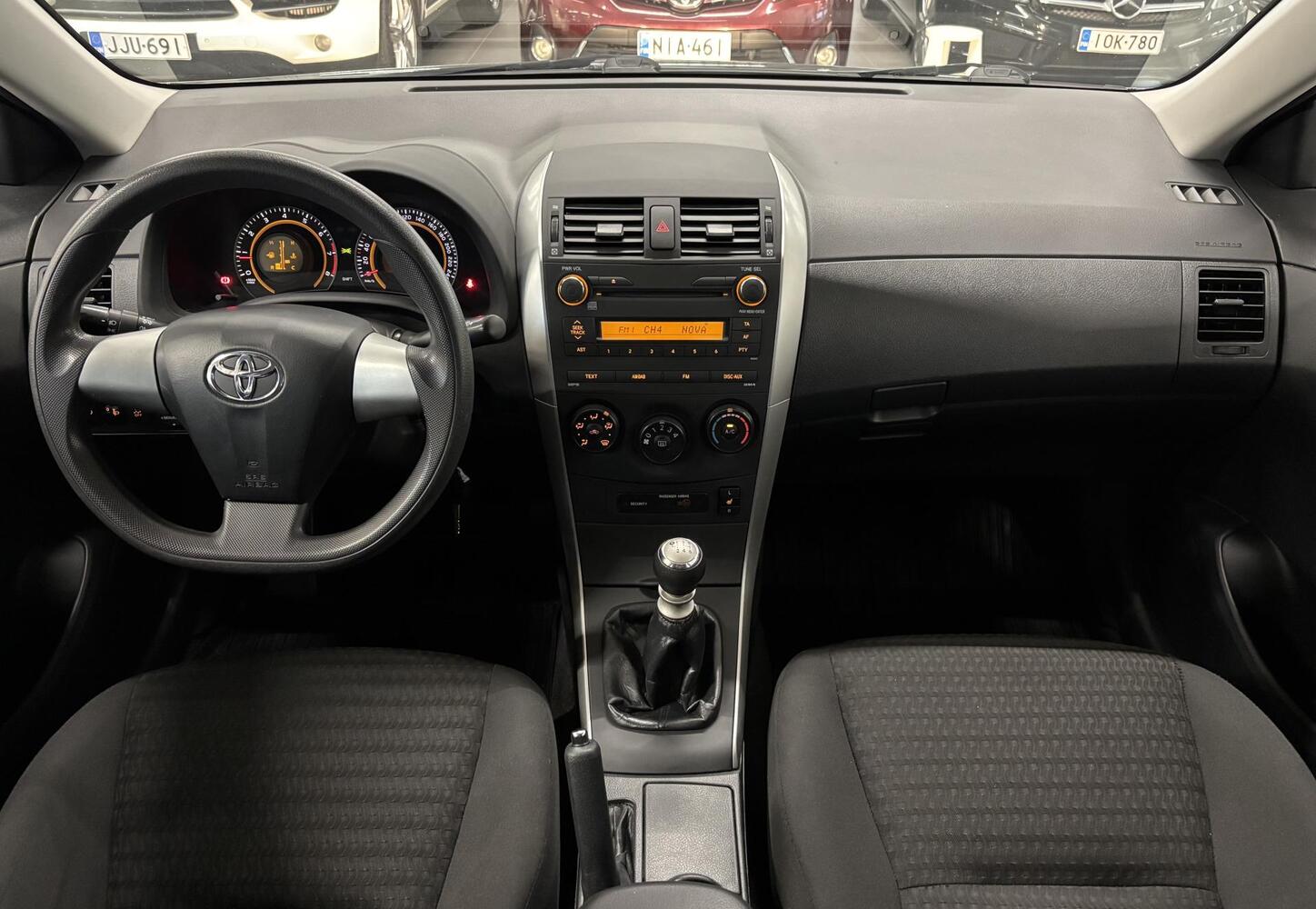 Toyota Corolla vaihtoauto