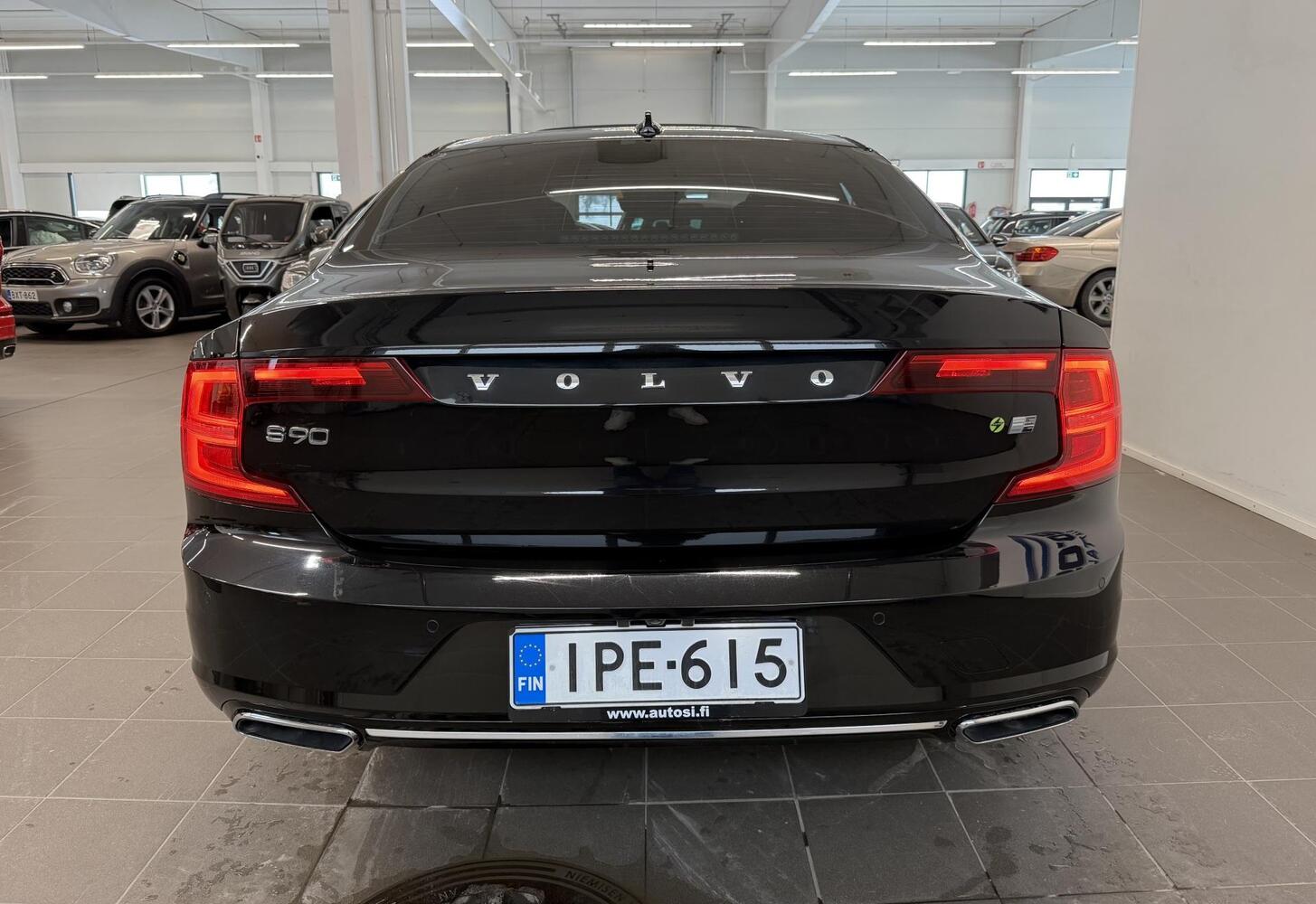 Volvo S90 vaihtoauto