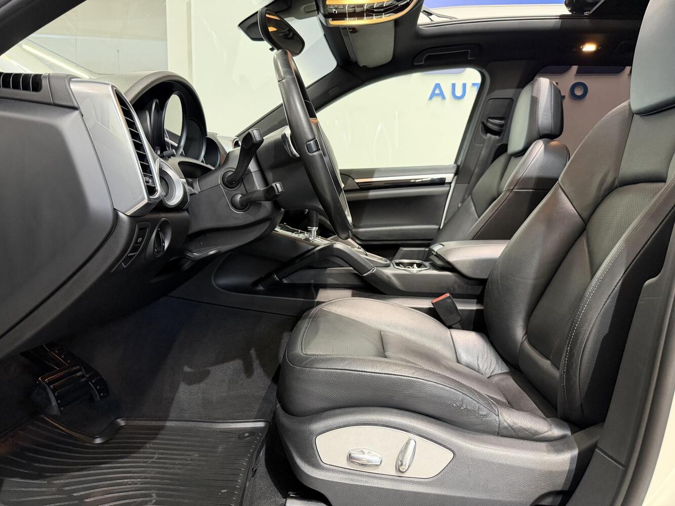 Porsche Cayenne vaihtoauto