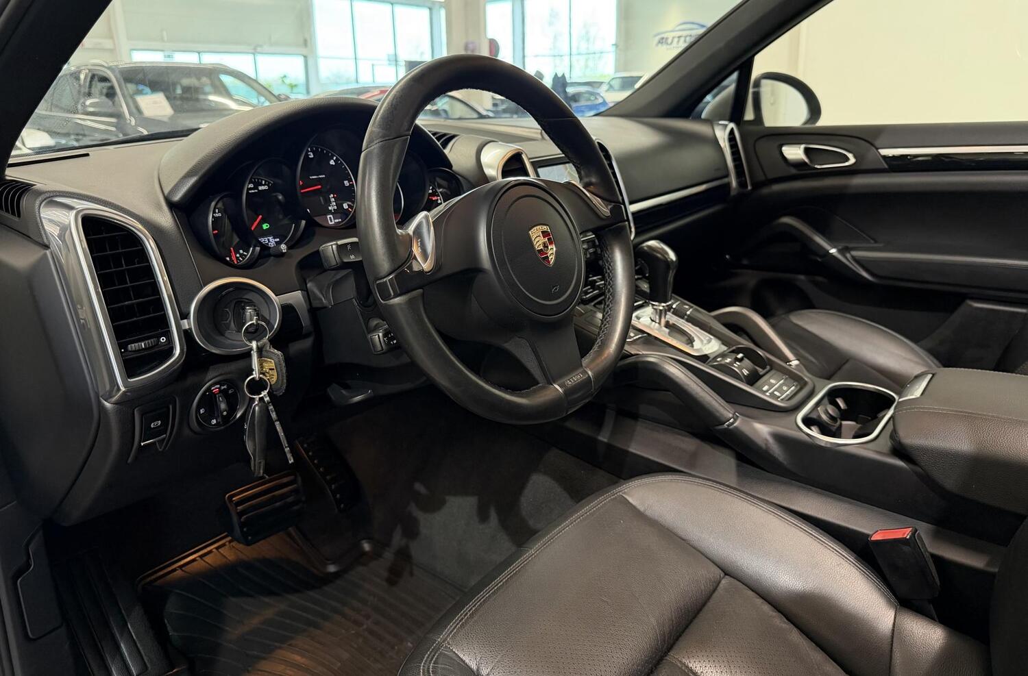 Porsche Cayenne vaihtoauto