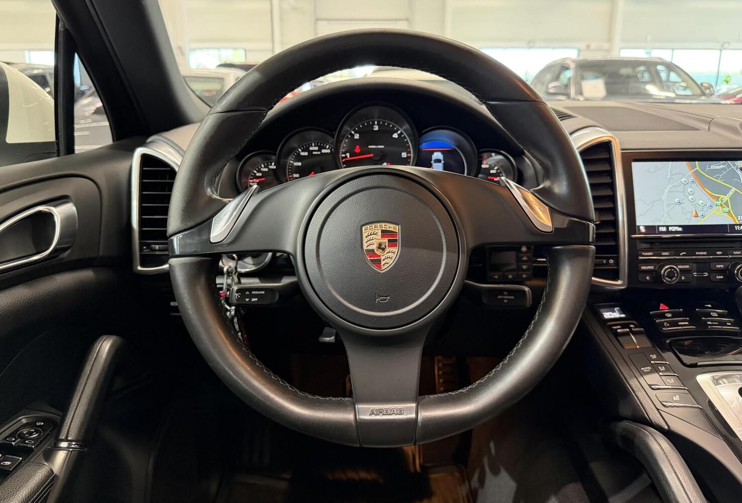 Porsche Cayenne vaihtoauto