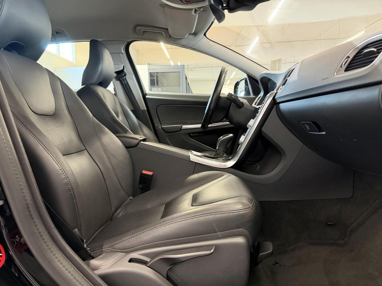 Volvo V60 Cross Country vaihtoauto