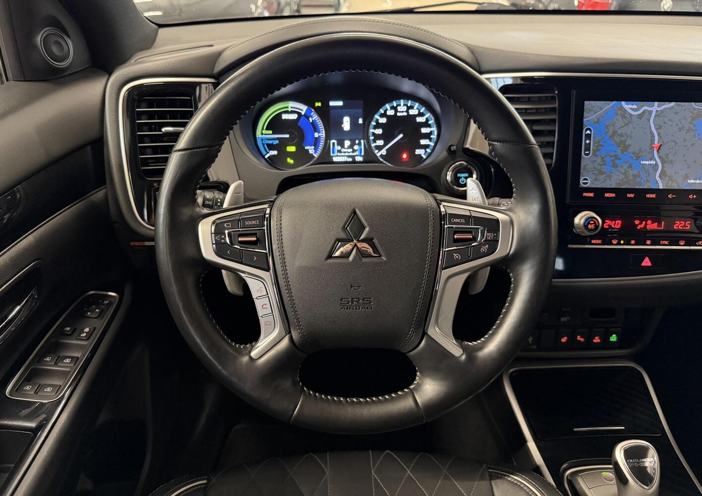 Mitsubishi Outlander PHEV vaihtoauto