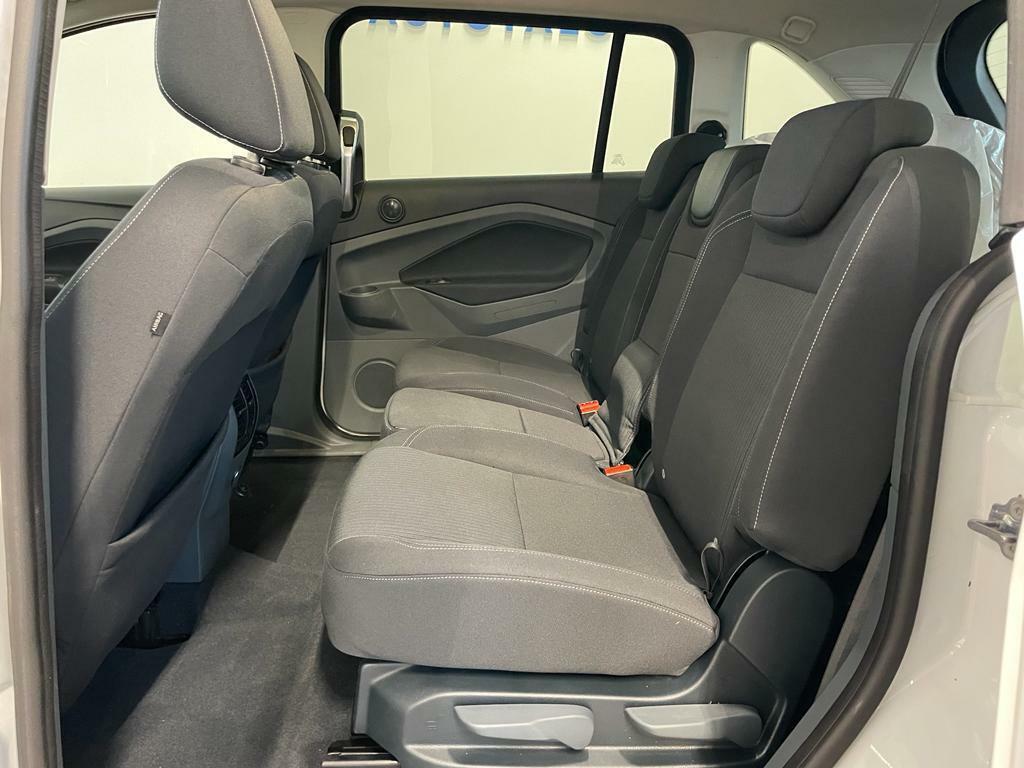Ford Grand C-MAX vaihtoauto