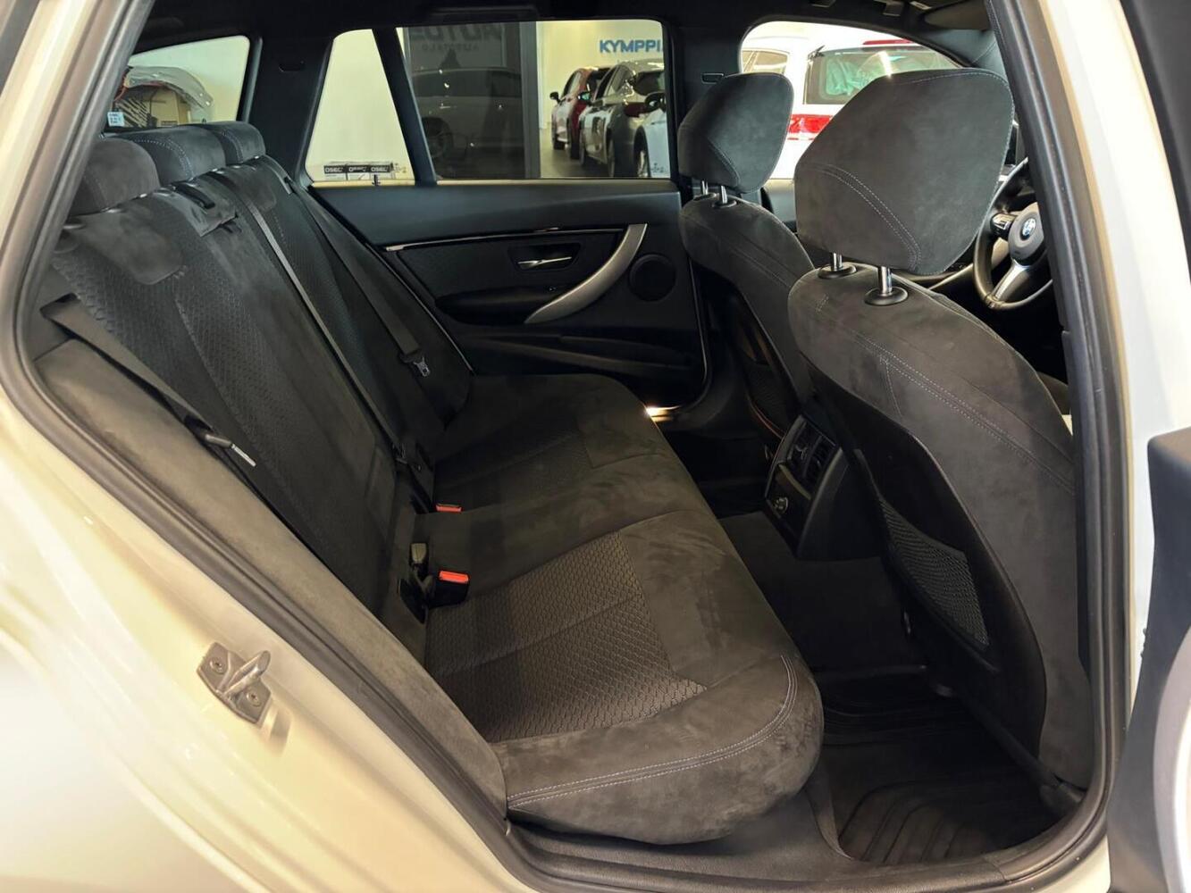 BMW 320 vaihtoauto