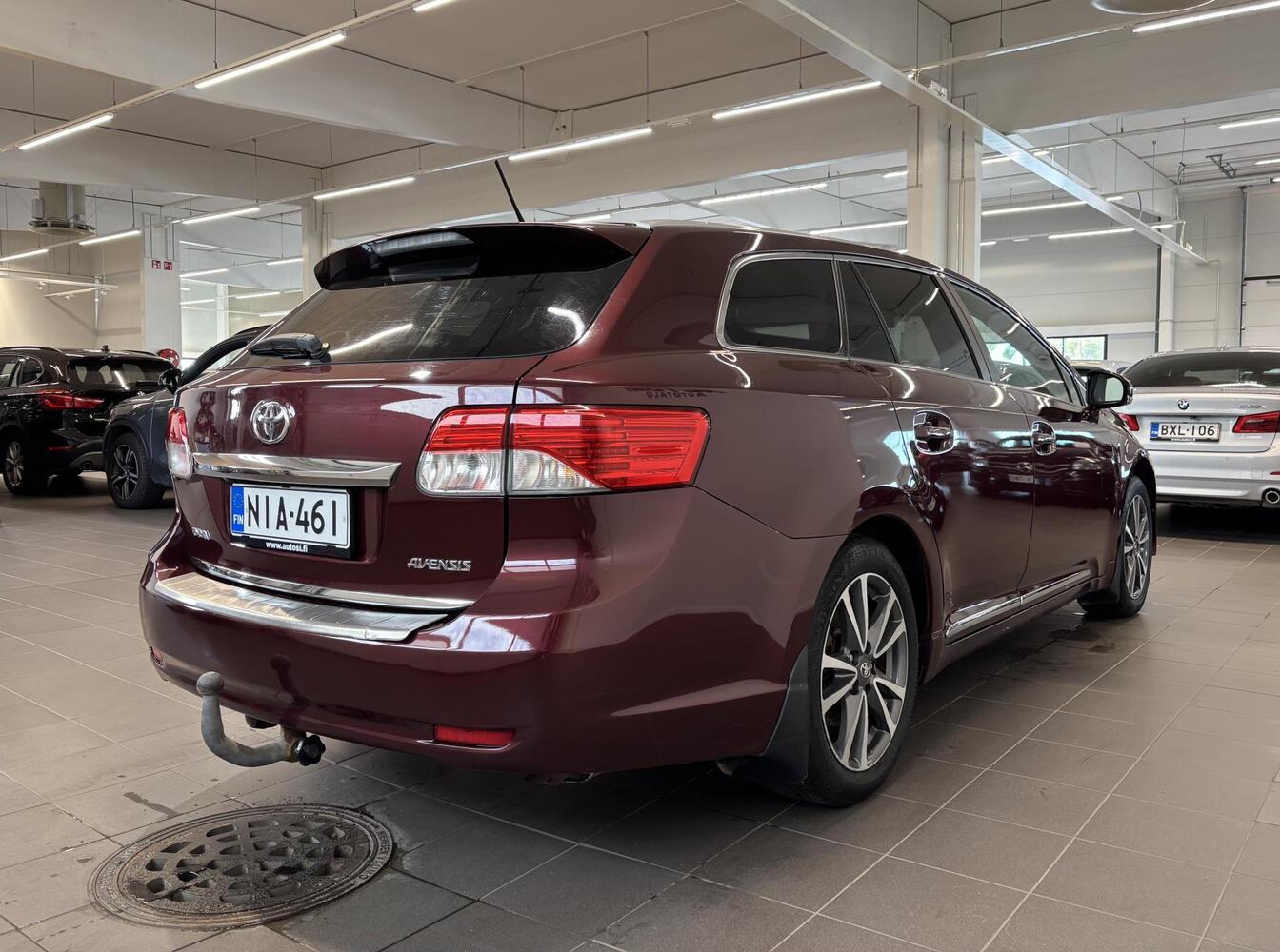Toyota Avensis vaihtoauto