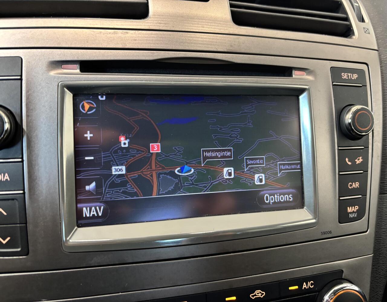 Toyota Avensis vaihtoauto