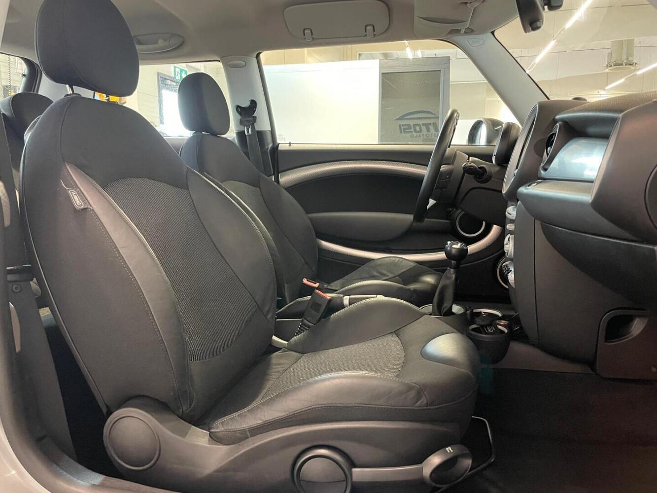 Mini Cooper S vaihtoauto