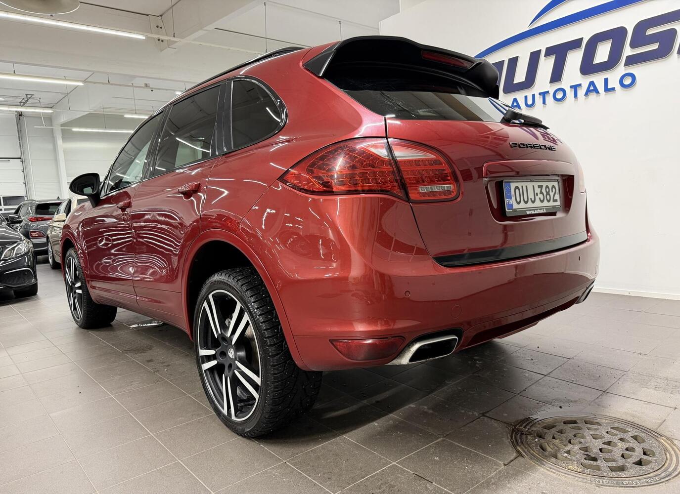 Porsche Cayenne vaihtoauto