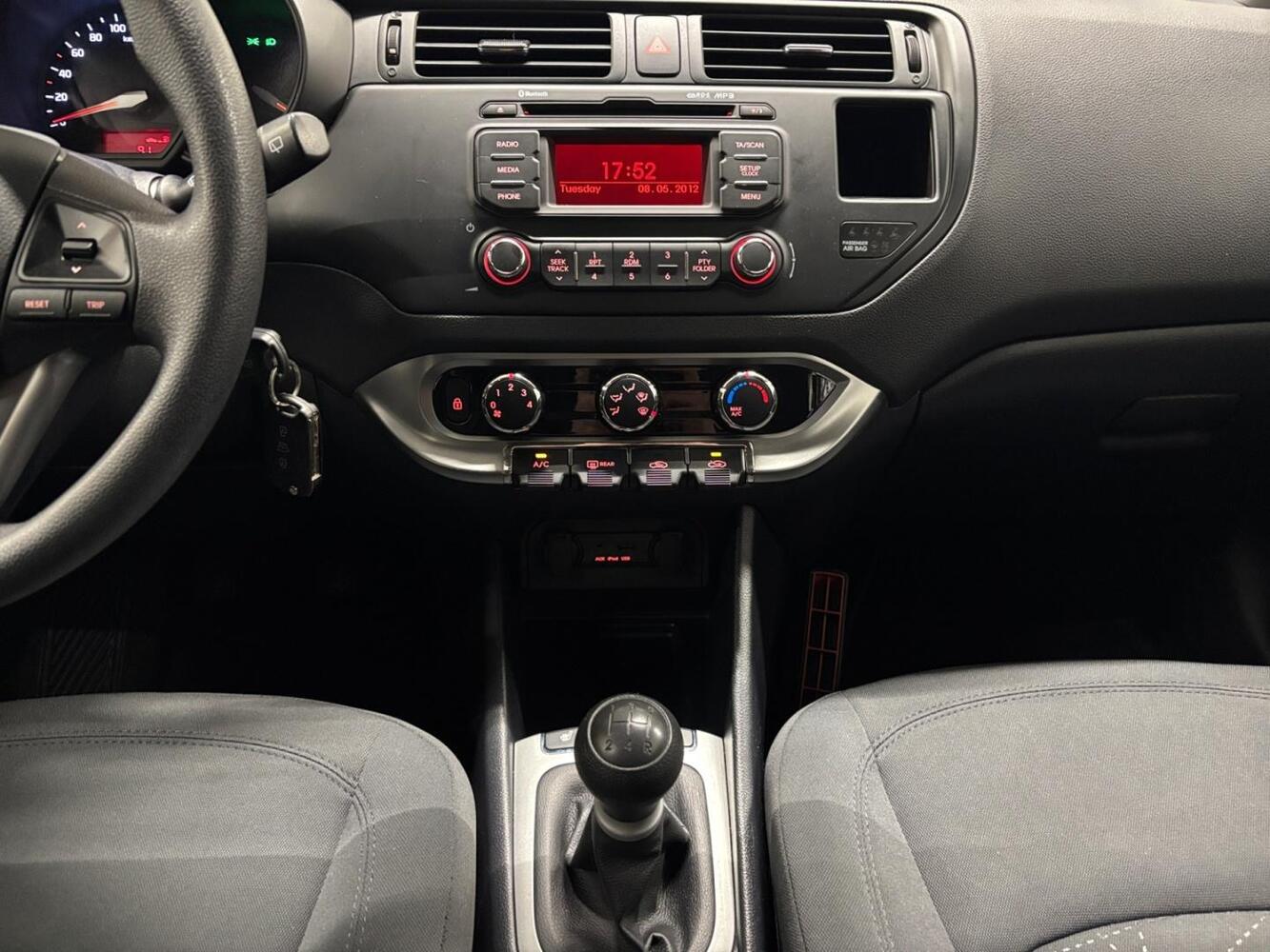 Kia Rio vaihtoauto