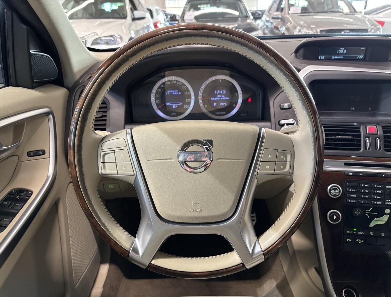 Volvo XC60 vaihtoauto