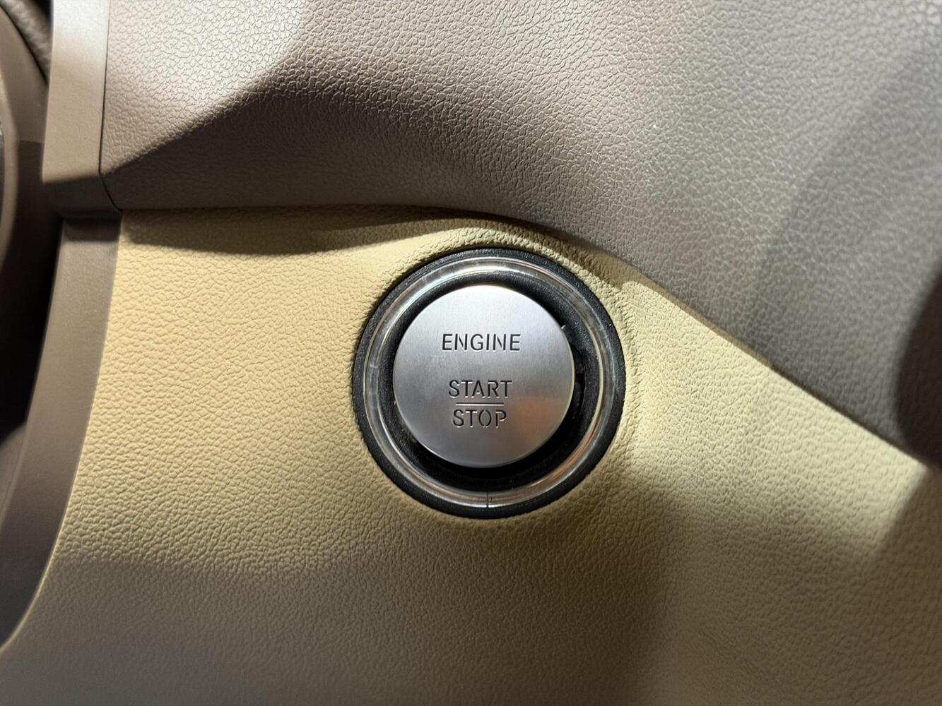 Mercedes-Benz ML vaihtoauto