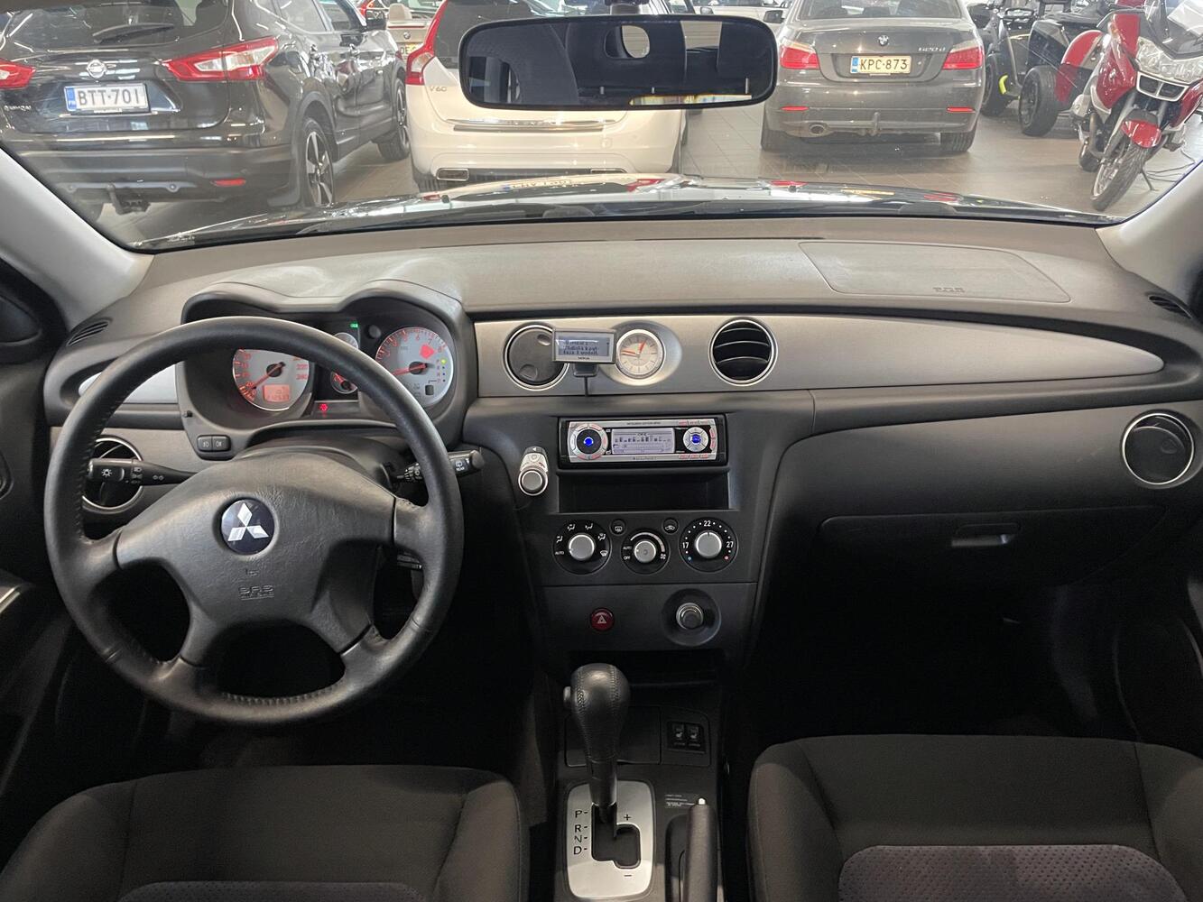 Mitsubishi Outlander vaihtoauto