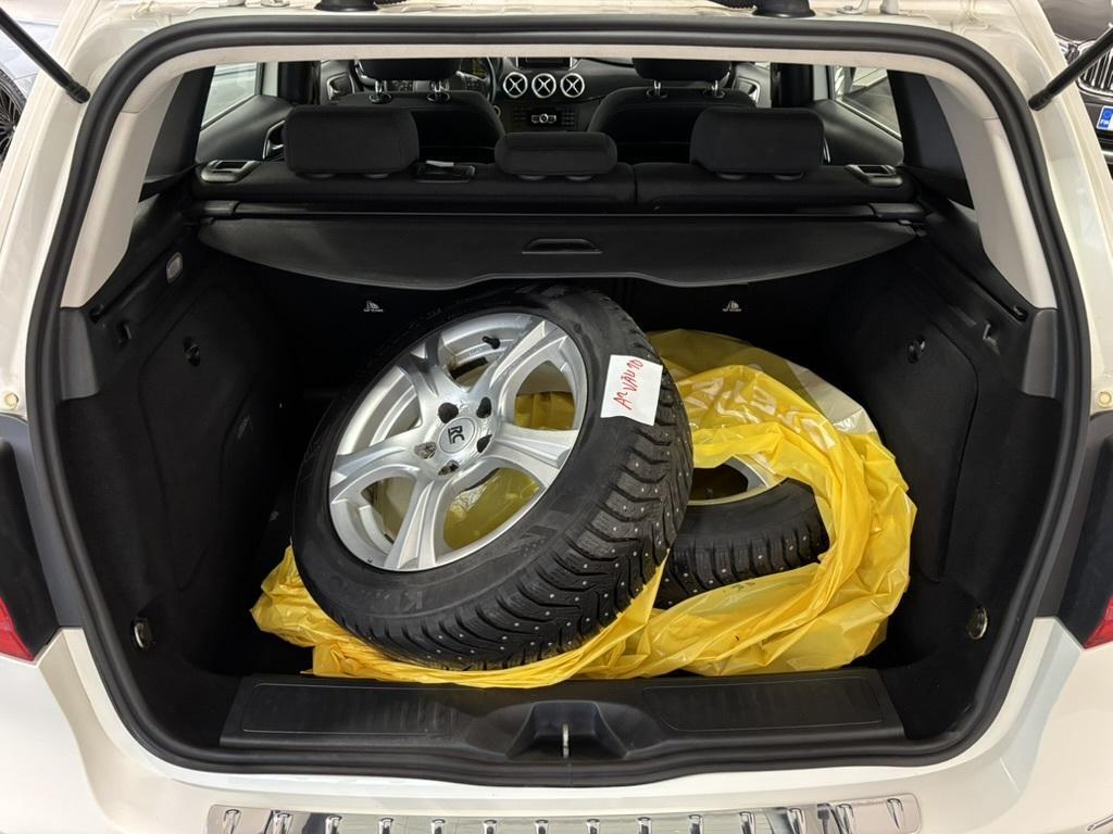 Mercedes-Benz B vaihtoauto