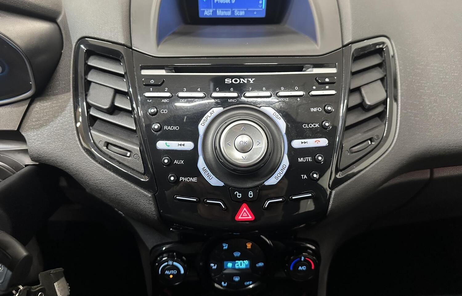 Ford Fiesta vaihtoauto