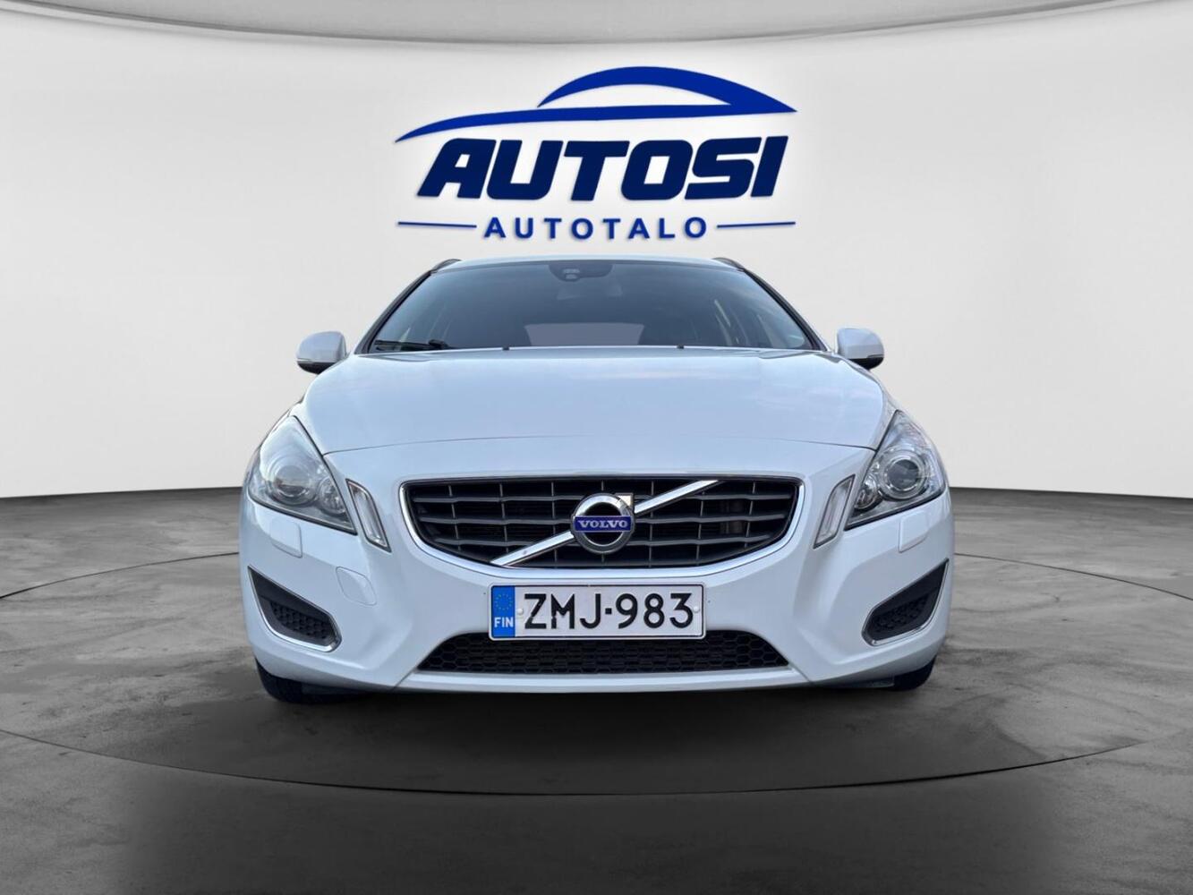 Volvo V60 vaihtoauto