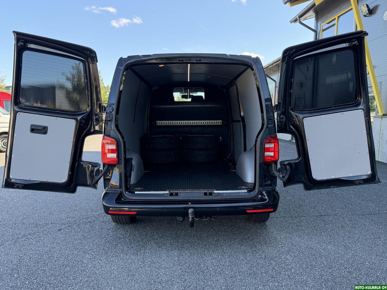 Volkswagen Transporter vaihtoauto