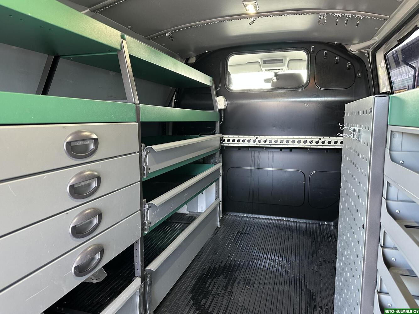 Volkswagen Transporter vaihtoauto