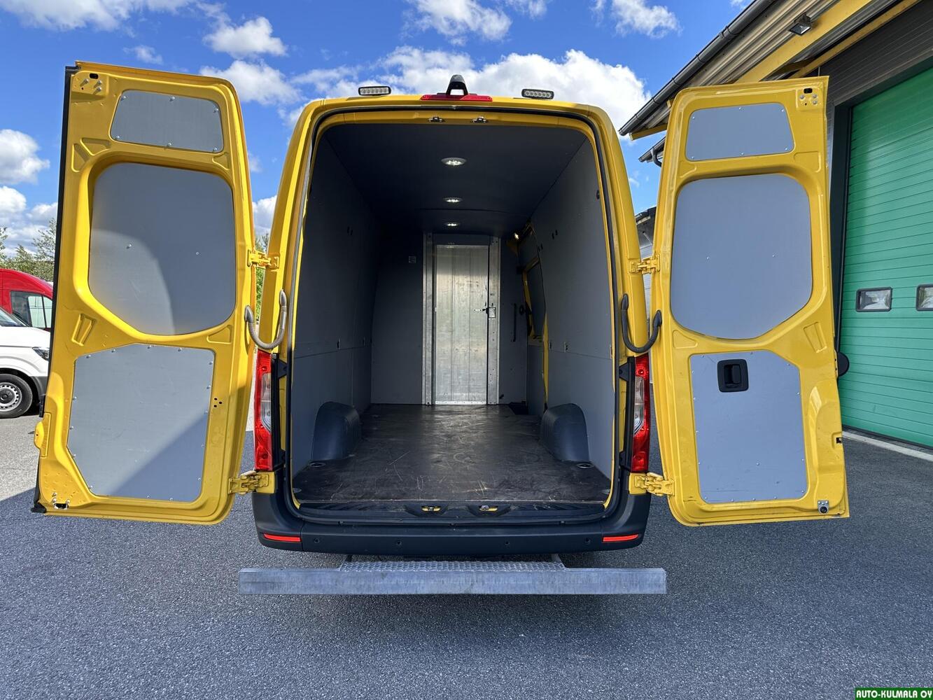 Mercedes-Benz Sprinter vaihtoauto