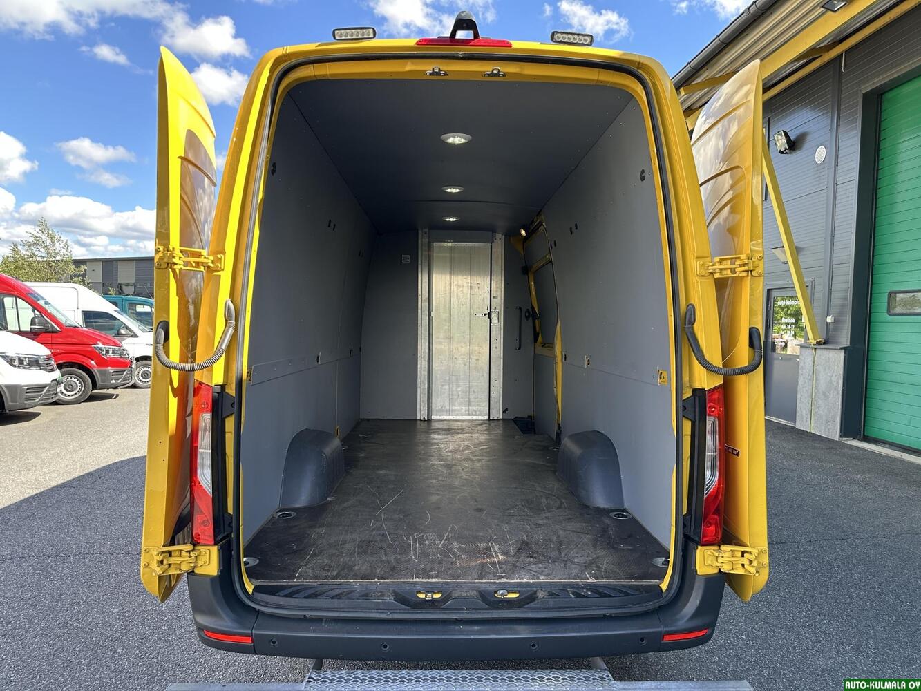 Mercedes-Benz Sprinter vaihtoauto