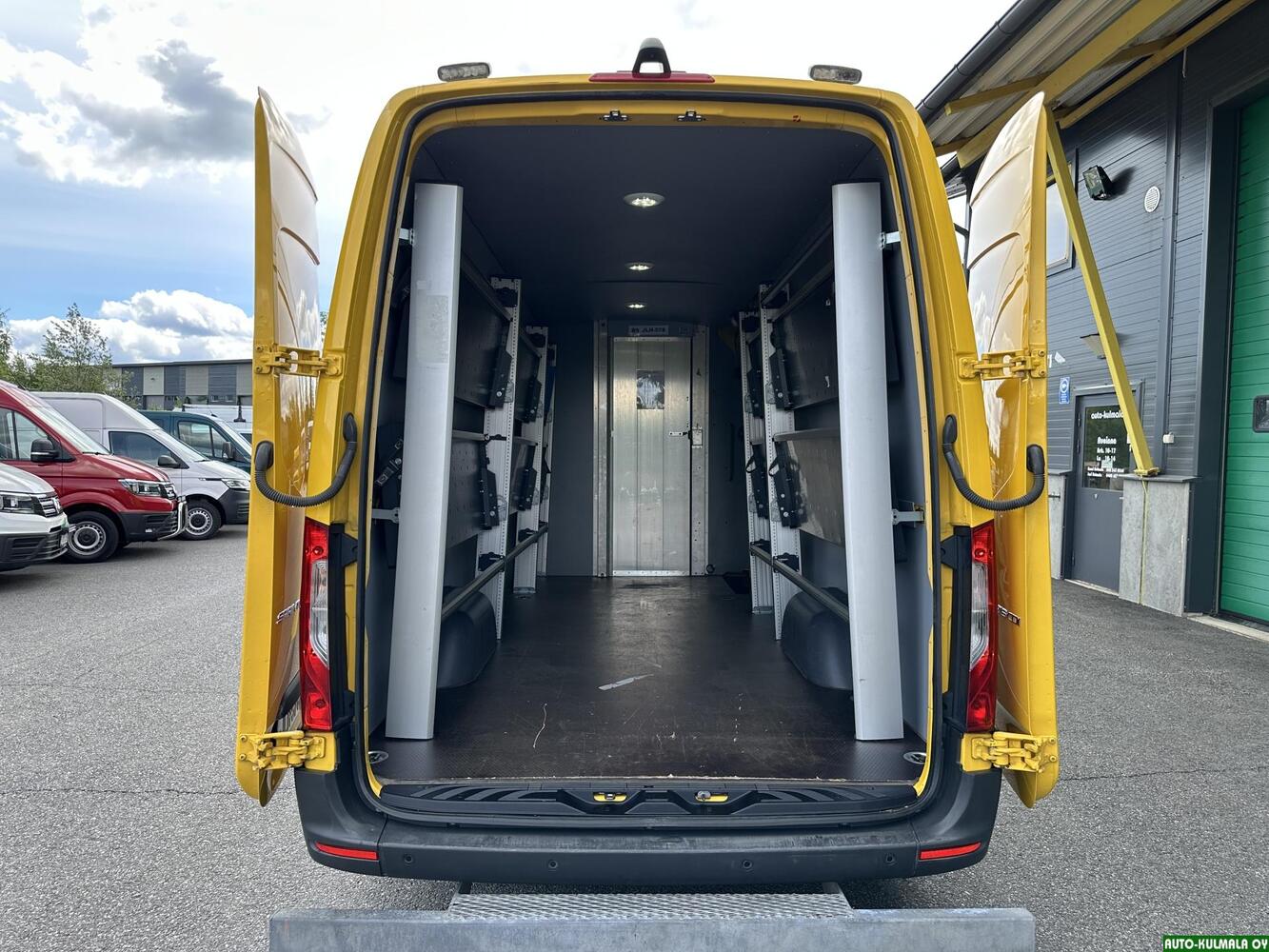 Mercedes-Benz Sprinter vaihtoauto
