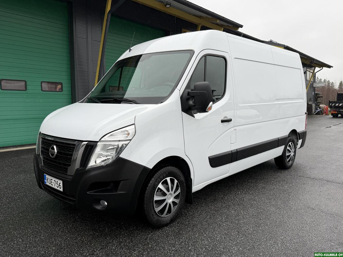 Nissan NV400 vaihtoauto