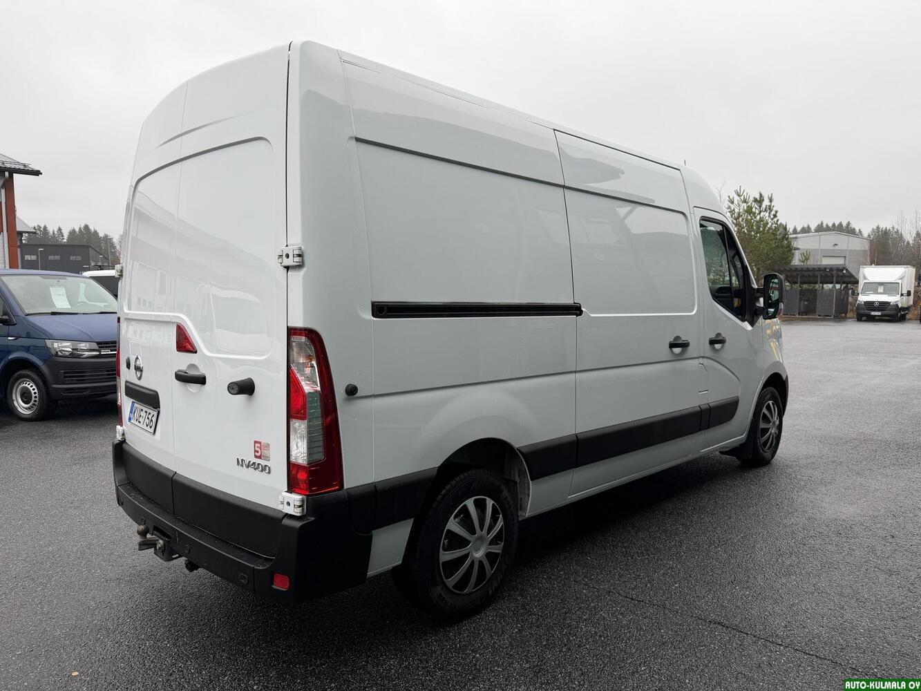 Nissan NV400 vaihtoauto