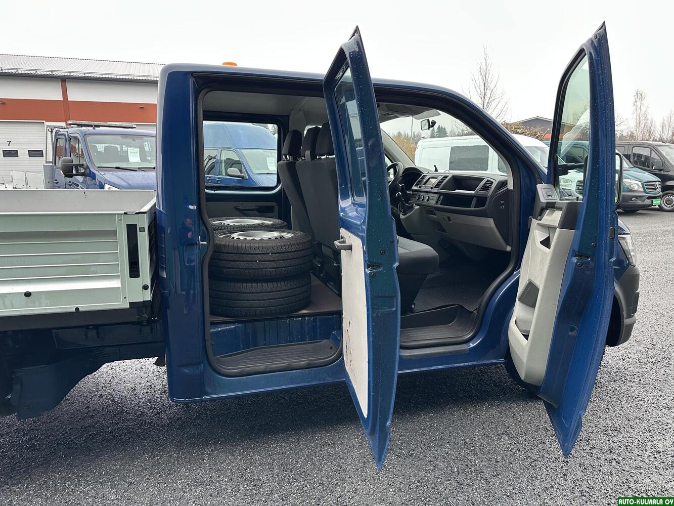 Volkswagen Transporter vaihtoauto