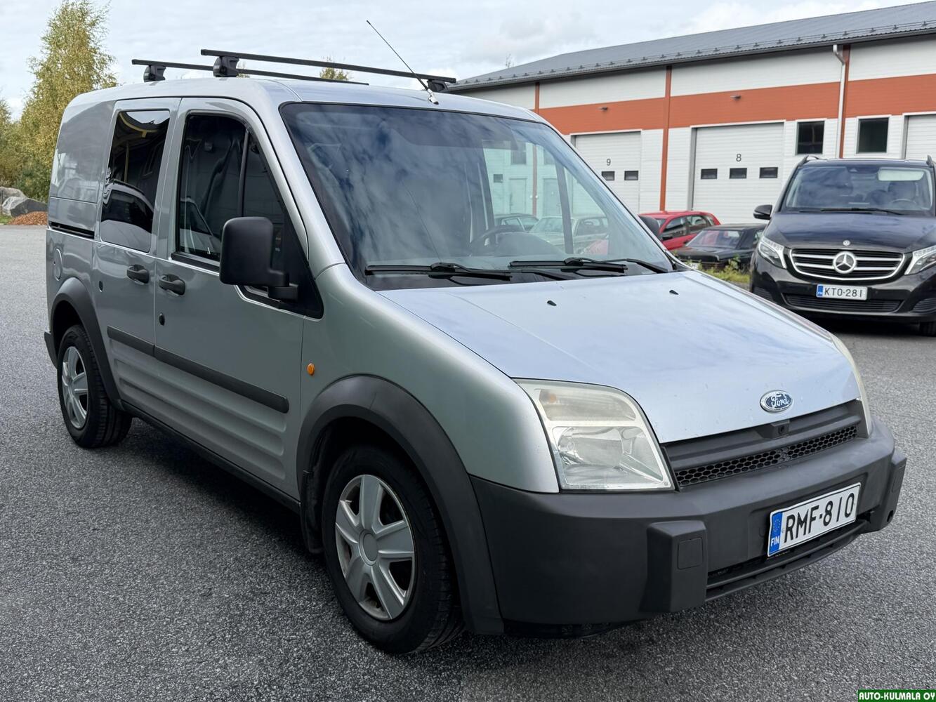 Ford Transit Connect vaihtoauto
