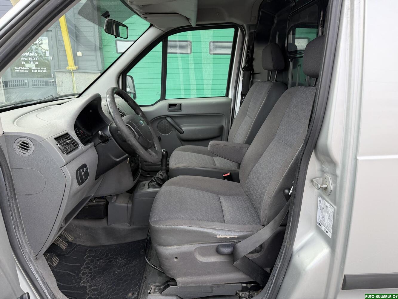 Ford Transit Connect vaihtoauto