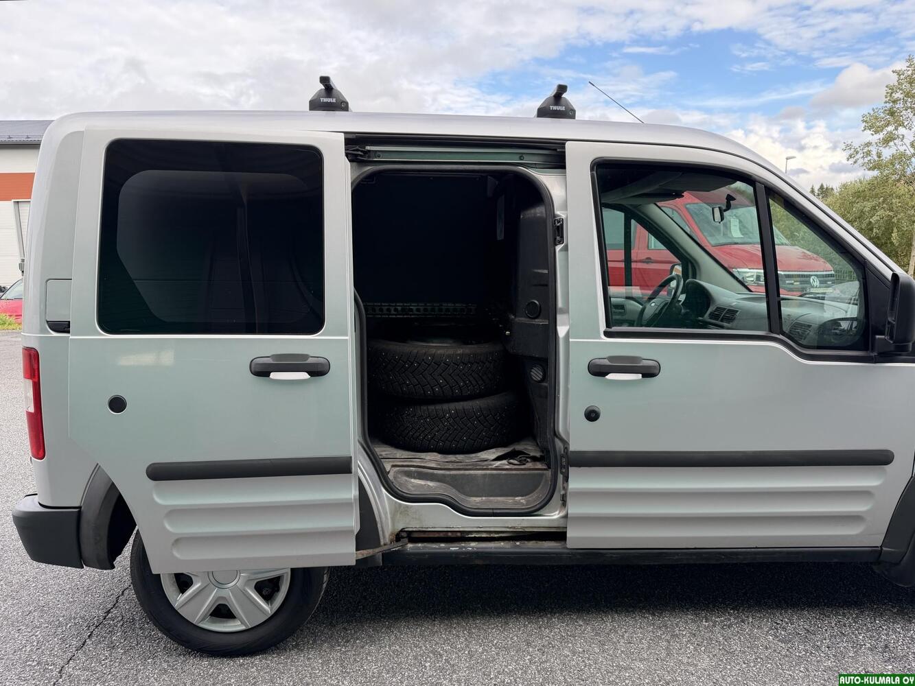 Ford Transit Connect vaihtoauto
