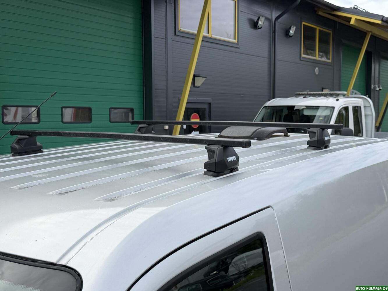 Ford Transit Connect vaihtoauto