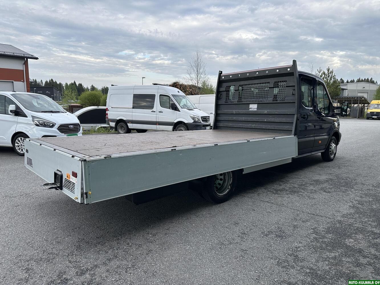 Ford Transit vaihtoauto