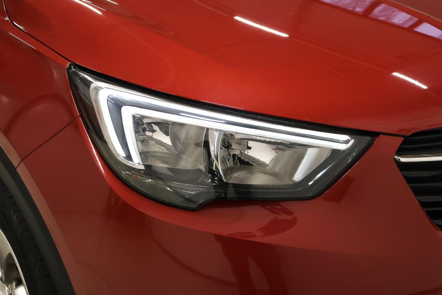 Opel Crossland X vaihtoauto
