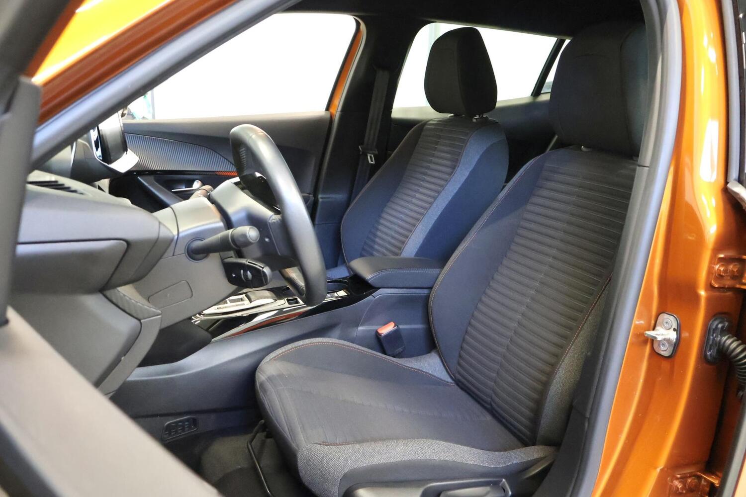 Peugeot e-2008 vaihtoauto