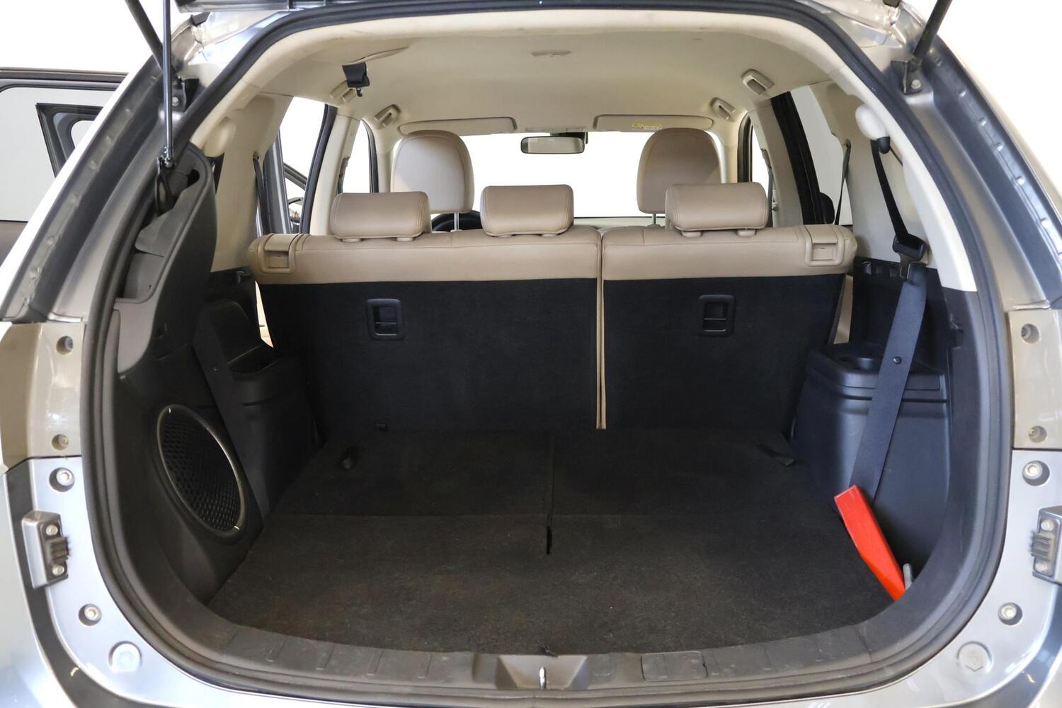 Mitsubishi Outlander vaihtoauto