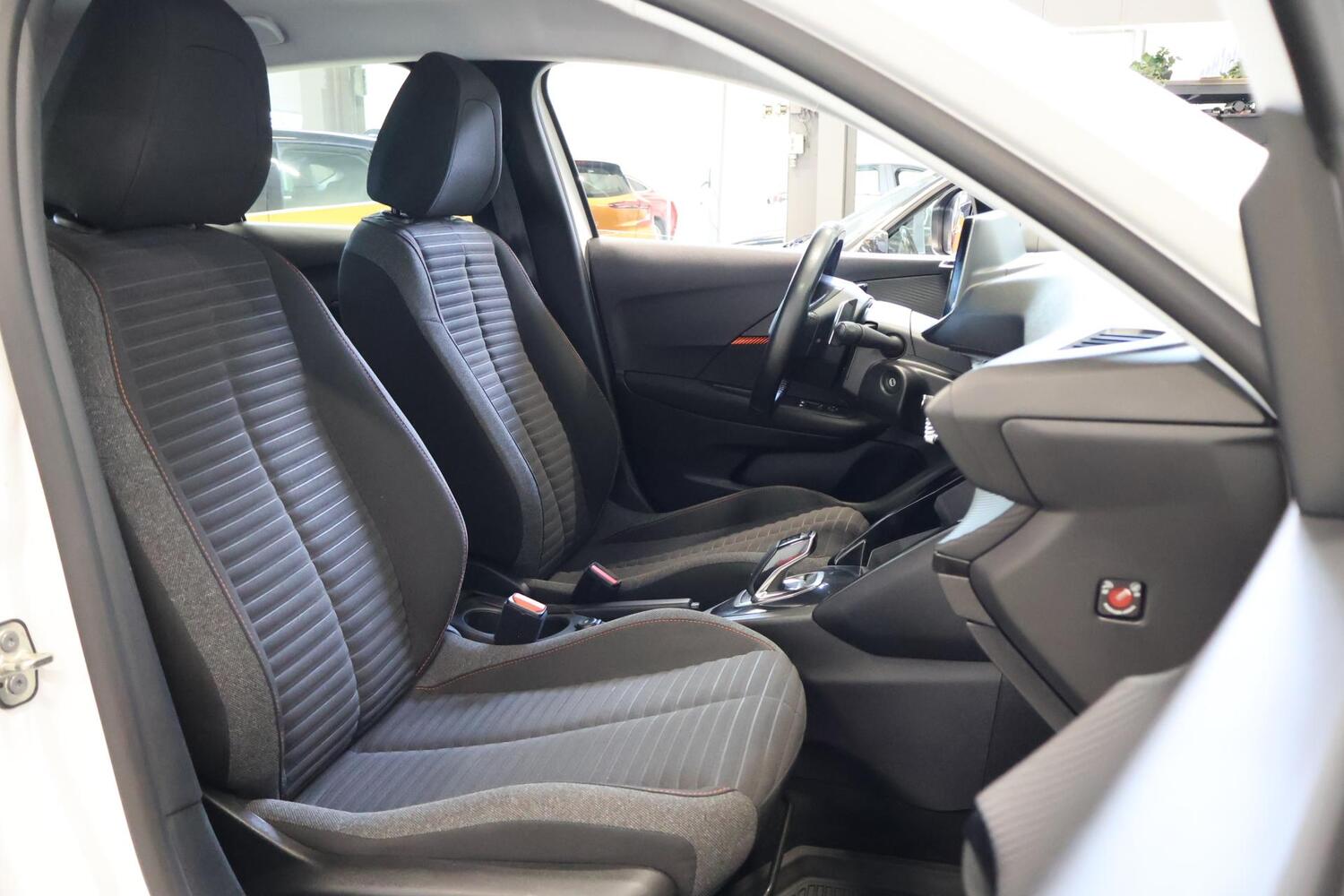 Peugeot 208 vaihtoauto