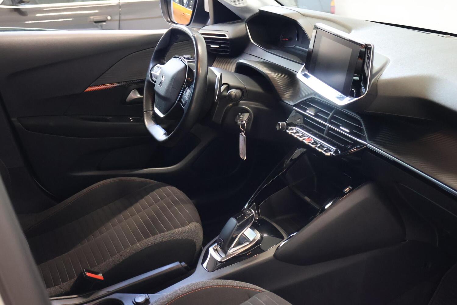 Peugeot 208 vaihtoauto
