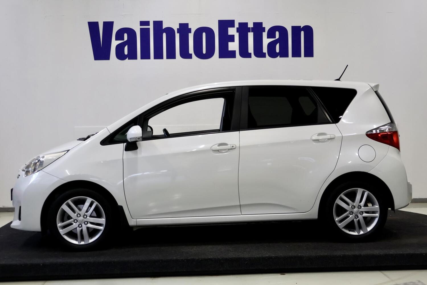 Toyota Verso-S vaihtoauto
