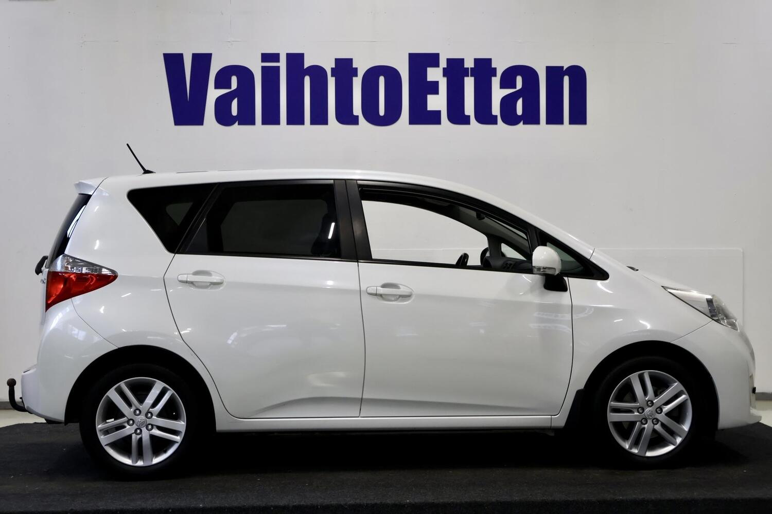 Toyota Verso-S vaihtoauto