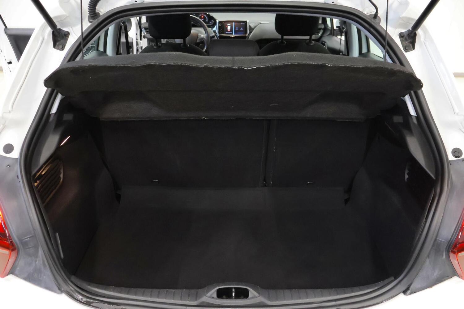 Peugeot 208 vaihtoauto