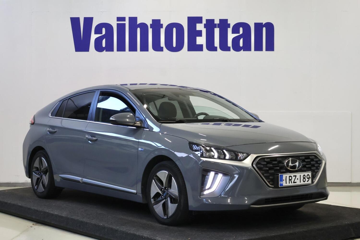 Hyundai IONIQ hybrid vaihtoauto