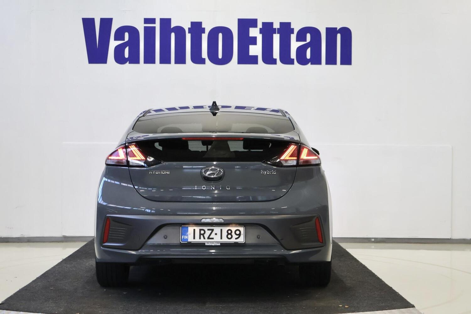 Hyundai IONIQ hybrid vaihtoauto